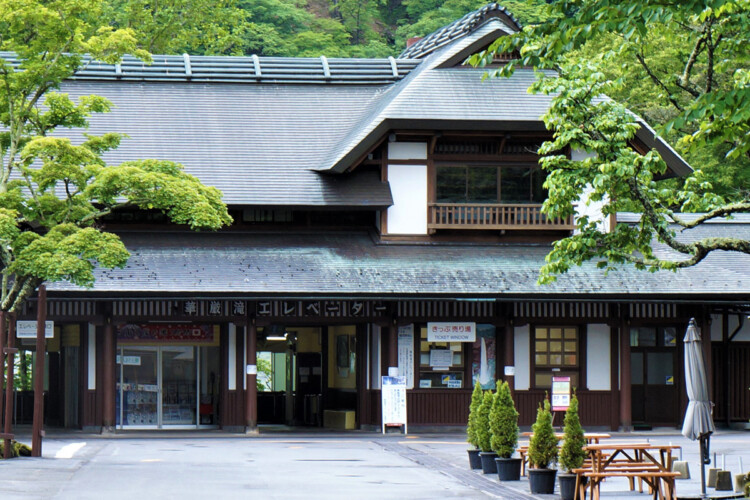 華厳滝エレベーター